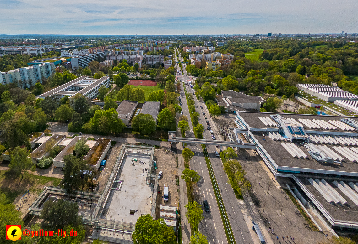04.05.2023 - Luftbilder vom Haus für Kinder in Neuperlach